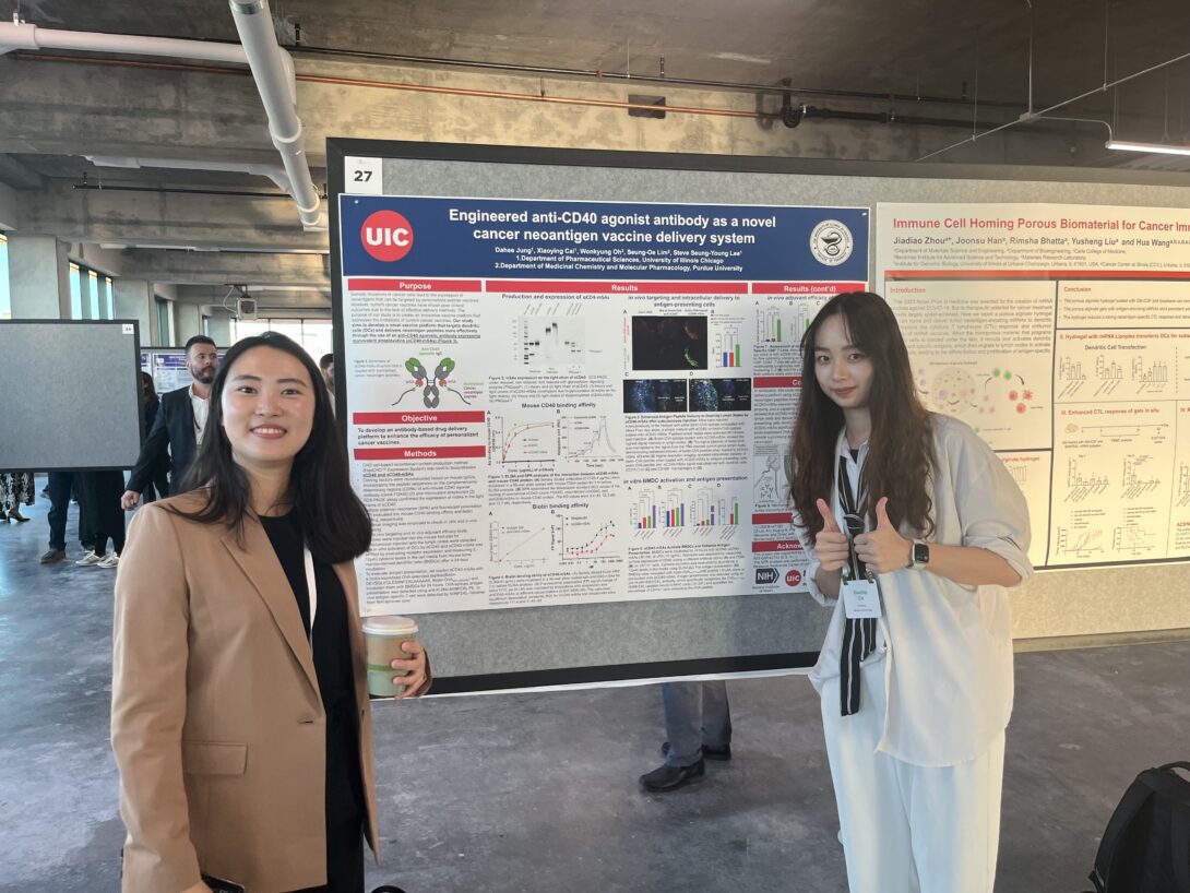 Dahee and Xiaoying's poster presentation at 2024 Chicago BioEng Conference